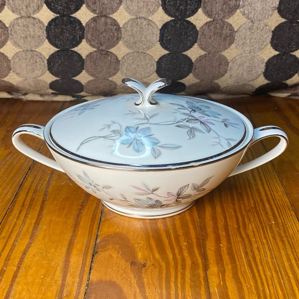 Noritake China Japan 5764 Lorene Sugar Bowl w/ Lid Silver/Blue - Picture 1 of 12